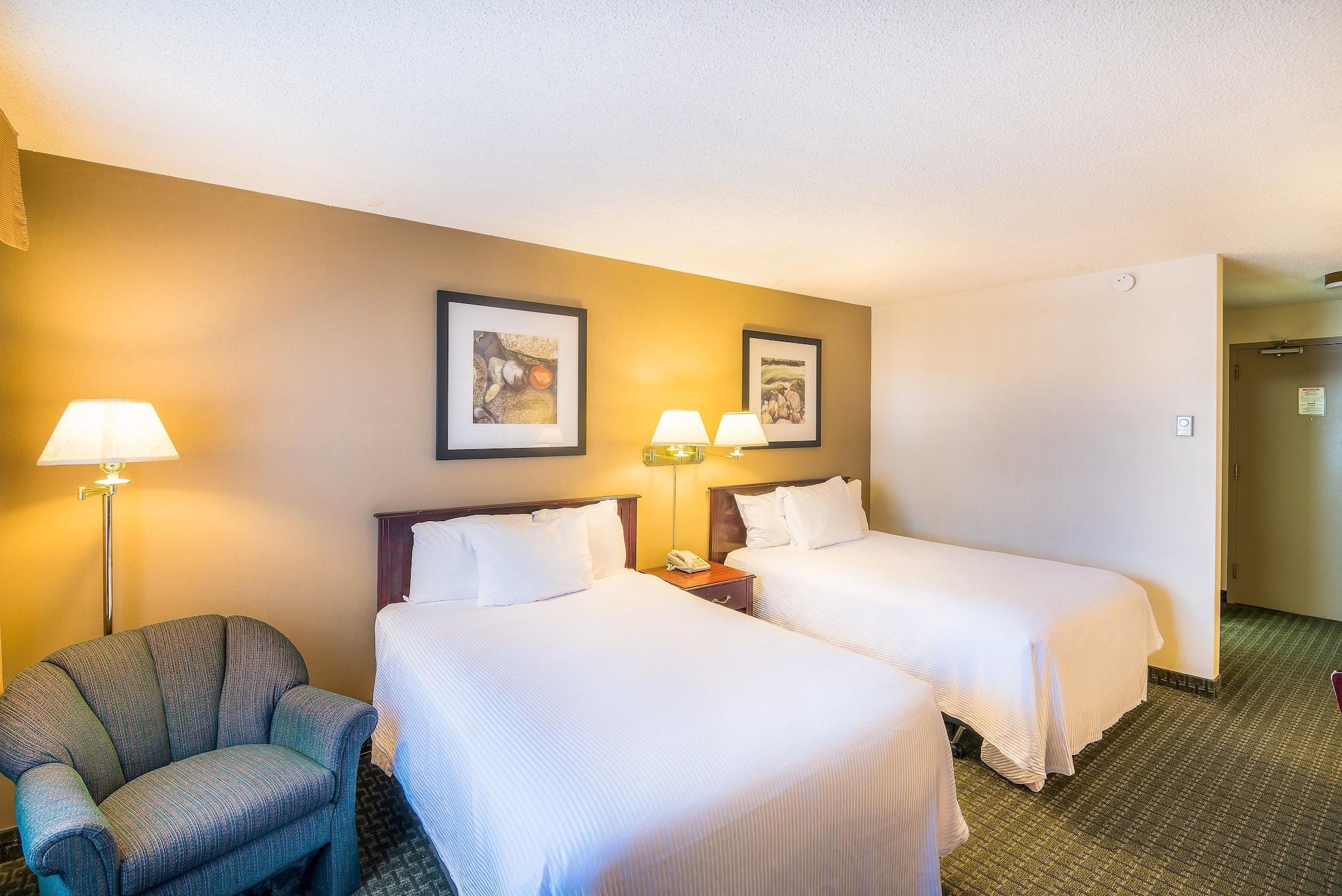 Ramada By Wyndham Airlane Motel 3*