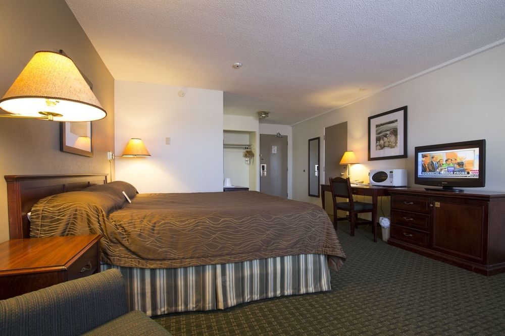 Motel Ramada By Wyndham Airlane 3*