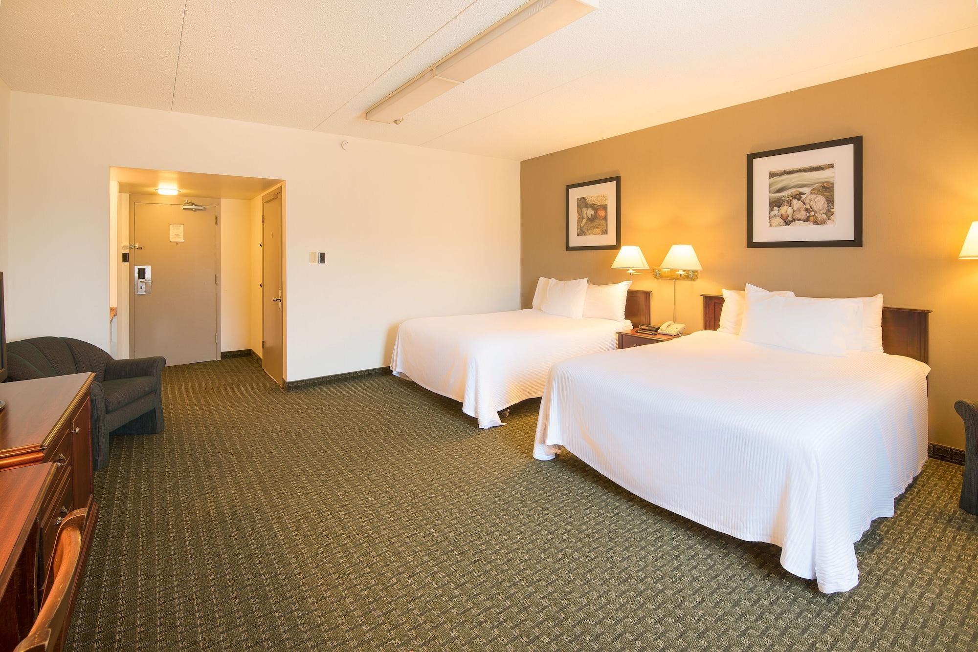 Motel Ramada By Wyndham Airlane 3*