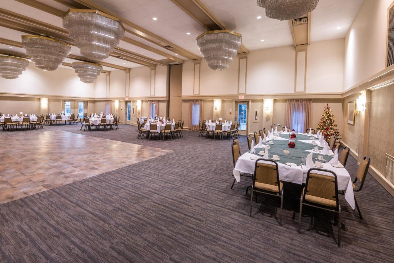 Ramada By Wyndham Airlane Motel Thunder Bay
